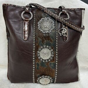 Women's Raviani Embellished Shoulder Handbag